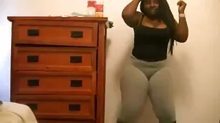 رجل يقود قضيب مزيت كبير إلى الأحمق المصمم للفتاة افلام ممنوعه من العرض سكسيه