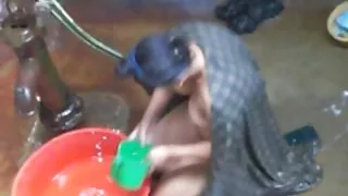 الأسود المشجع مارس الجنس في كس حلق من قبل ثلاثة لاعبو الاسطوانات في آن واحد مقاطع سكسيه مترجمه