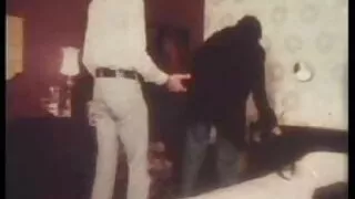 أحمر مثلية المشهد مع سمراء سهلة التمسيد عن مقاطع سكسيه مترجمه طريق الفم في غرفة المعيشة